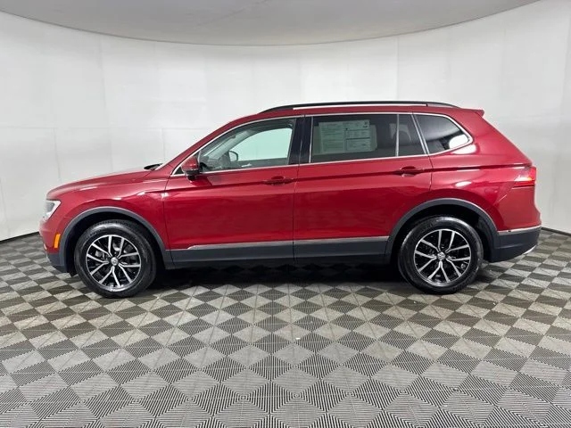 Used 2021 Red Volkswagen 2.0T SEL image 7