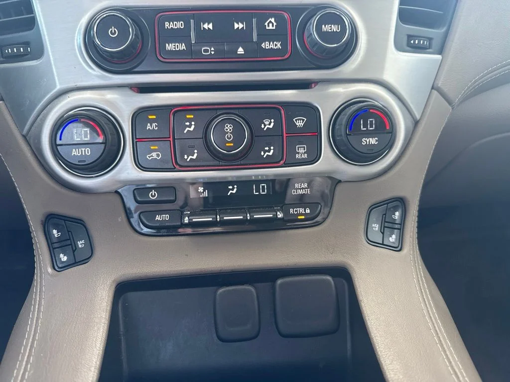 Used 2016 White GMC SLT image 16