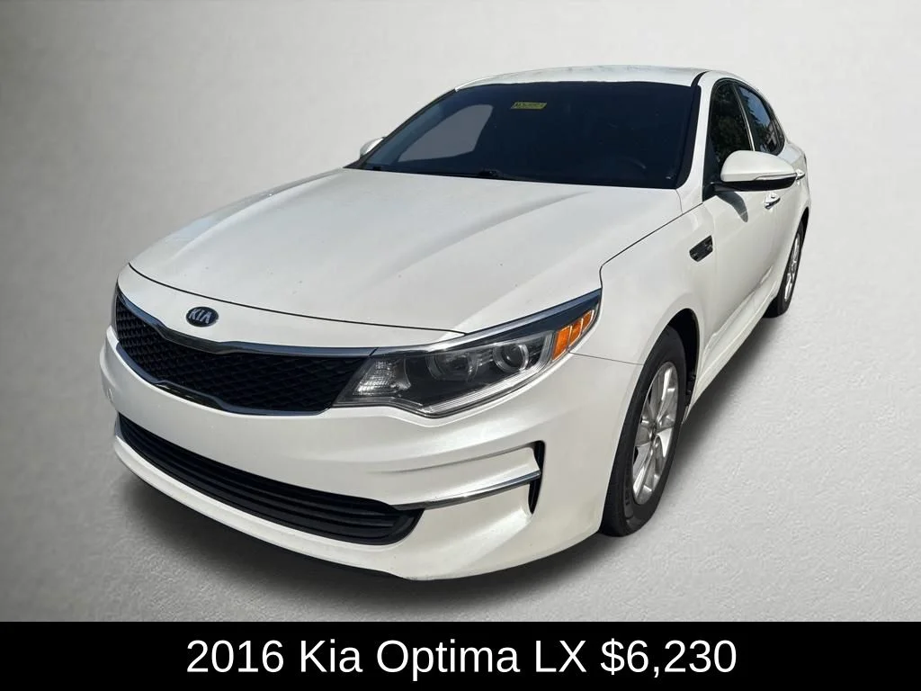Used 2016 White Kia LX image 7