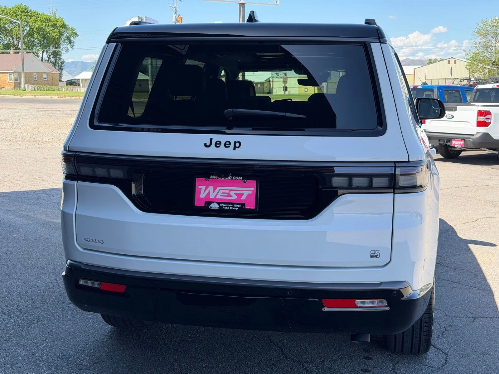 New 2026 Bright White Clearcoat Jeep 85th Anniversary Edition image 8