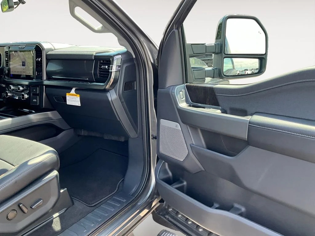 2026 Ford F-350 Super Duty Lariat - Photo 9