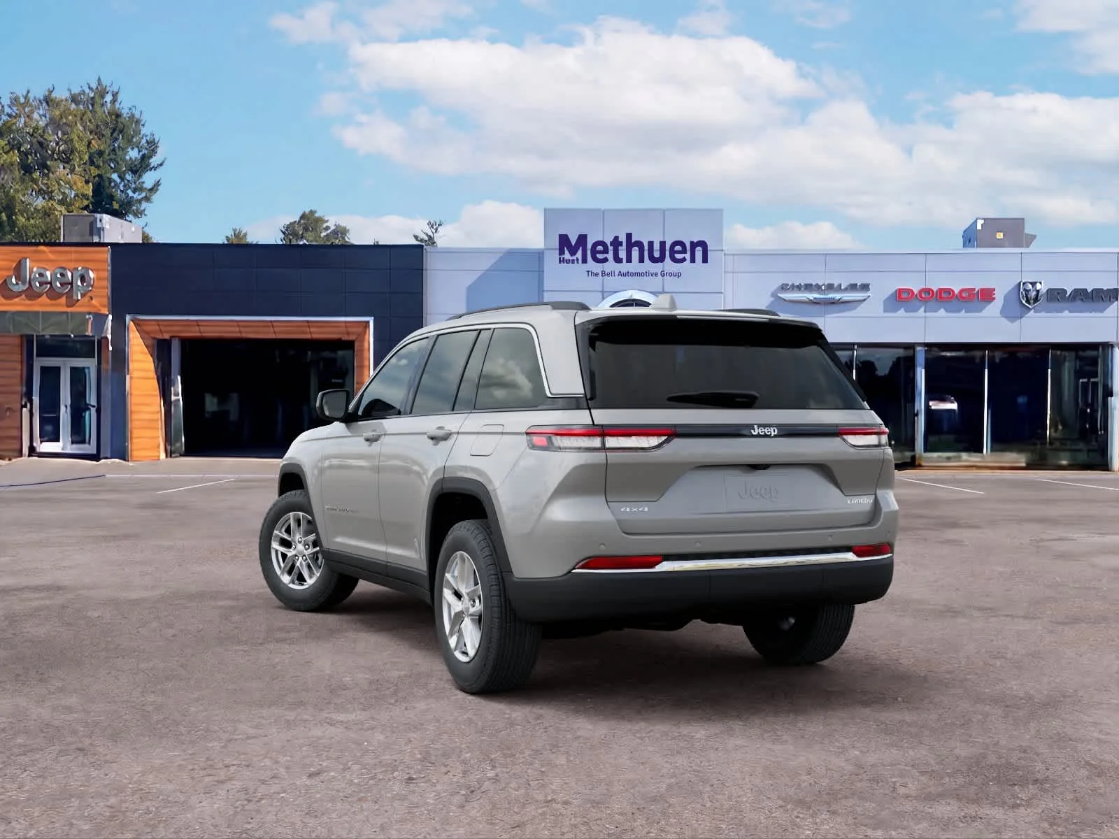 New 2026 Silver Zynith Jeep Laredo image 3