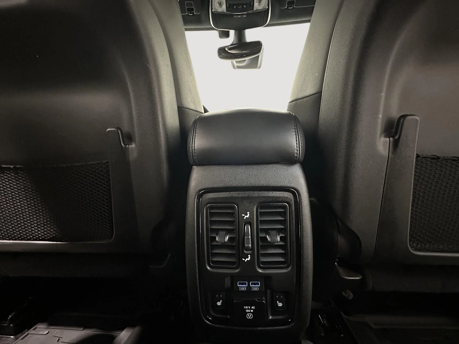 Used 2021 Diamond Black Crystal Pearl Jeep Overland image 20