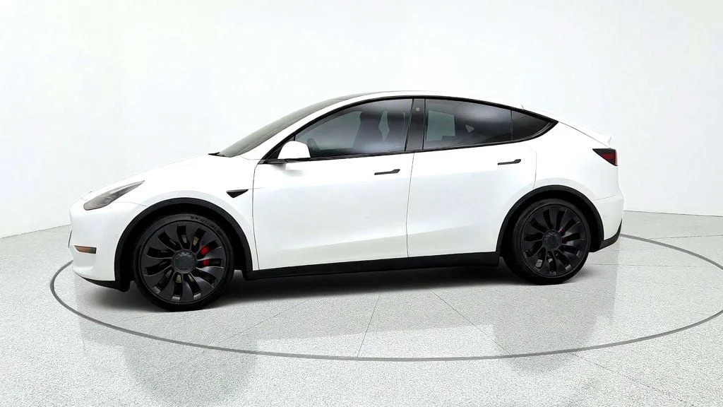 Used 2022 Pearl White Multi-Coat Tesla Performance AWD image 8