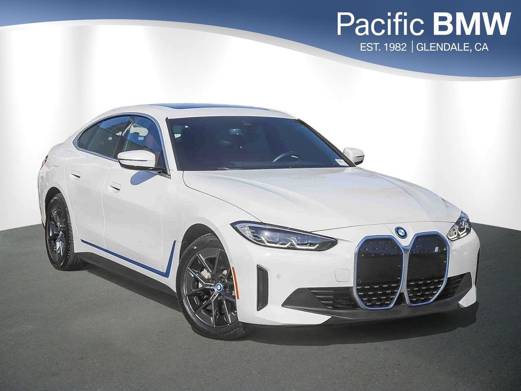 2023 BMW i4 eDrive35's photo
