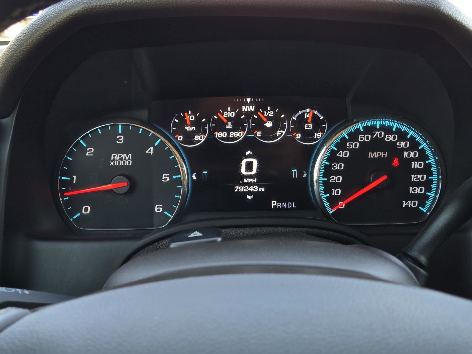 Used 2017 White Frost Tricoat GMC Denali image 17