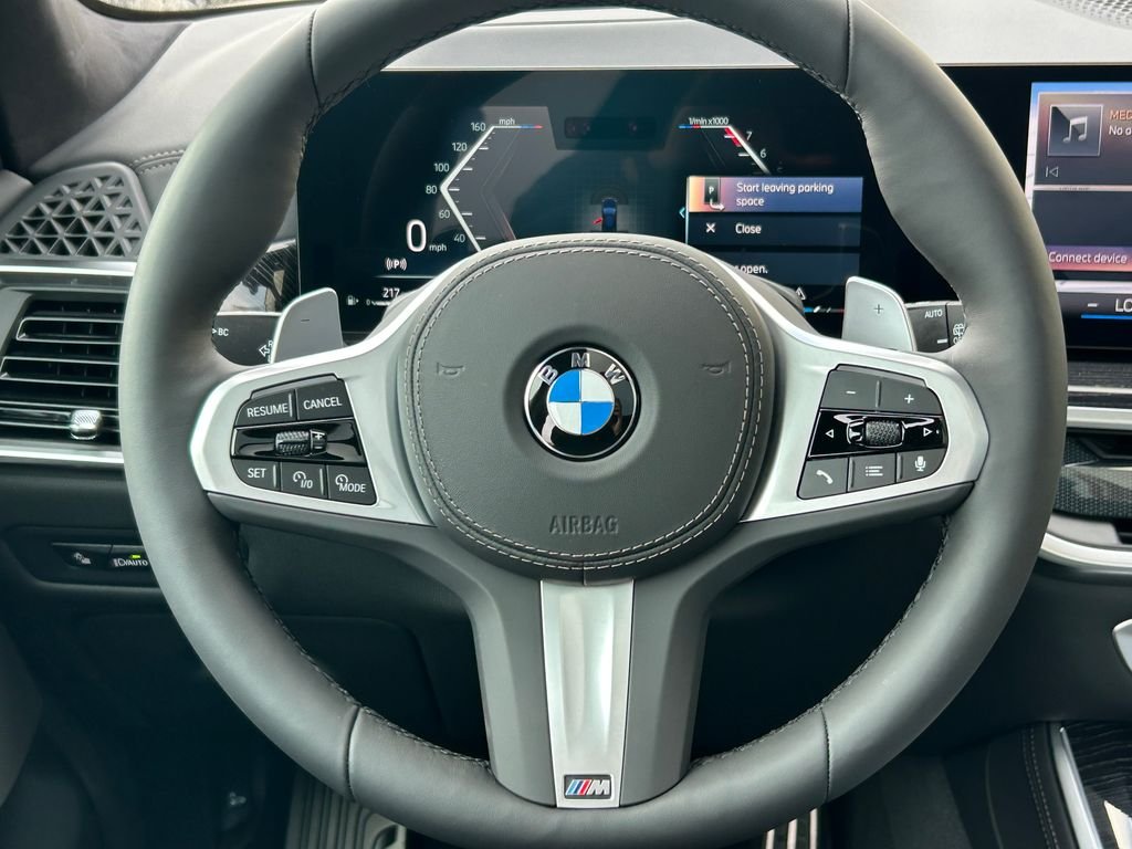 New 2026 Carbon Black Metallic BMW xDrive40i image 18