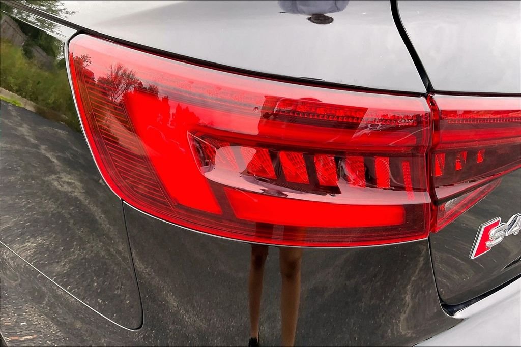 Used 2019 Gray Audi 3.0T Premium Plus image 30