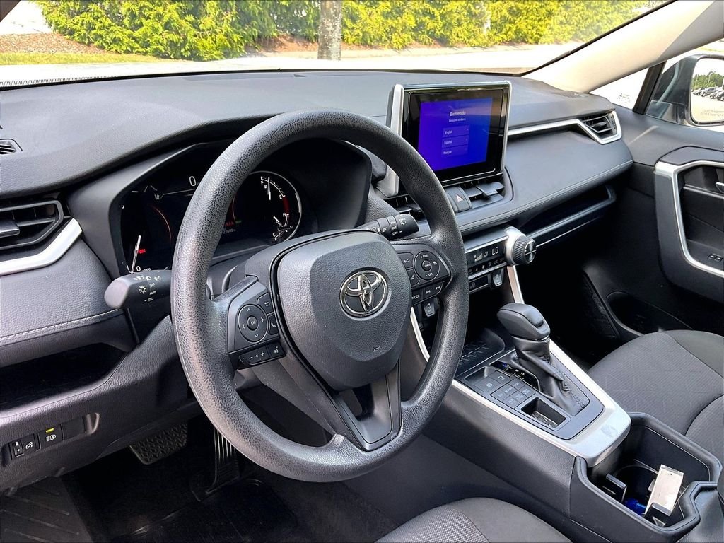 Used 2025 White Toyota XLE image 8
