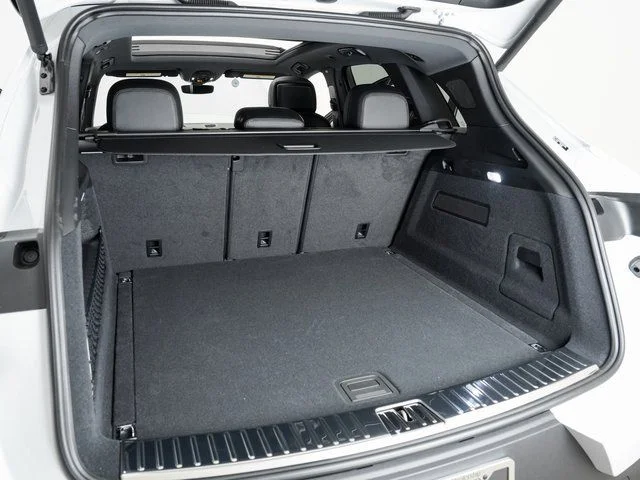 Certified Used 2025  Porsche  image 25