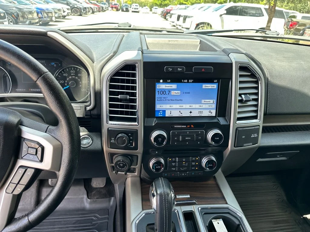 Used 2016 Green Ford Lariat image 27