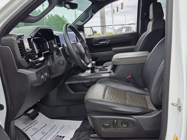 Used 2024 White Chevrolet ZR2 image 5