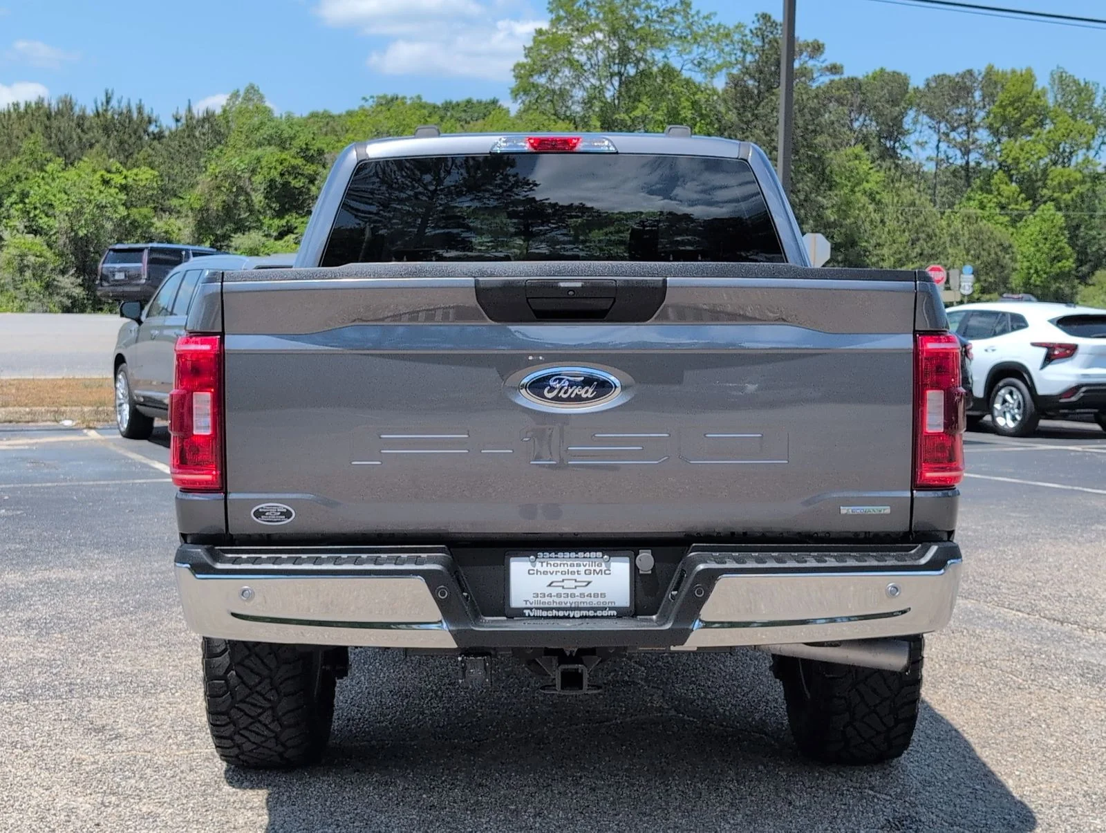 Used 2023 Gray Ford XLT image 4