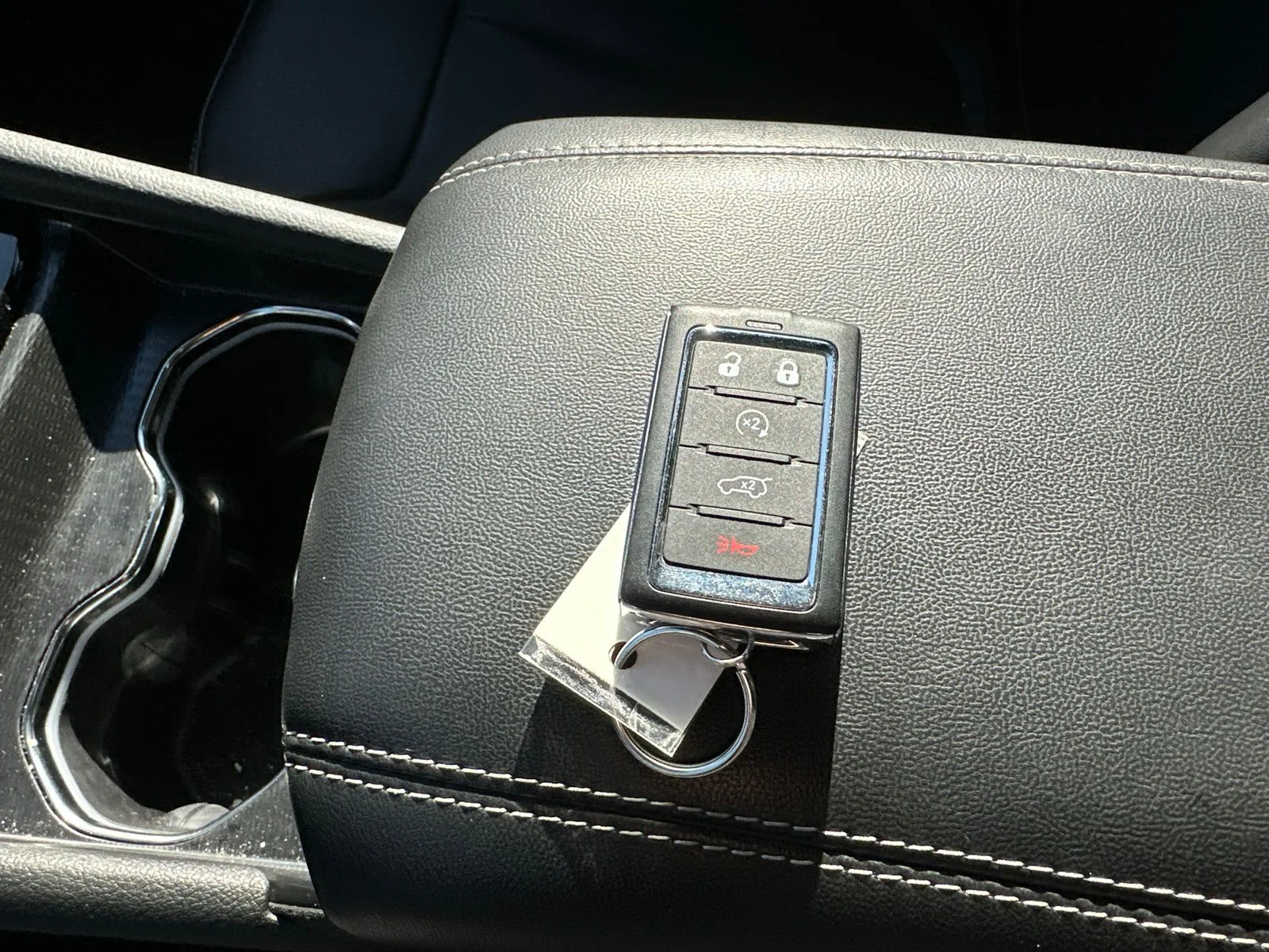 Used 2025 White Jeep Limited image 7