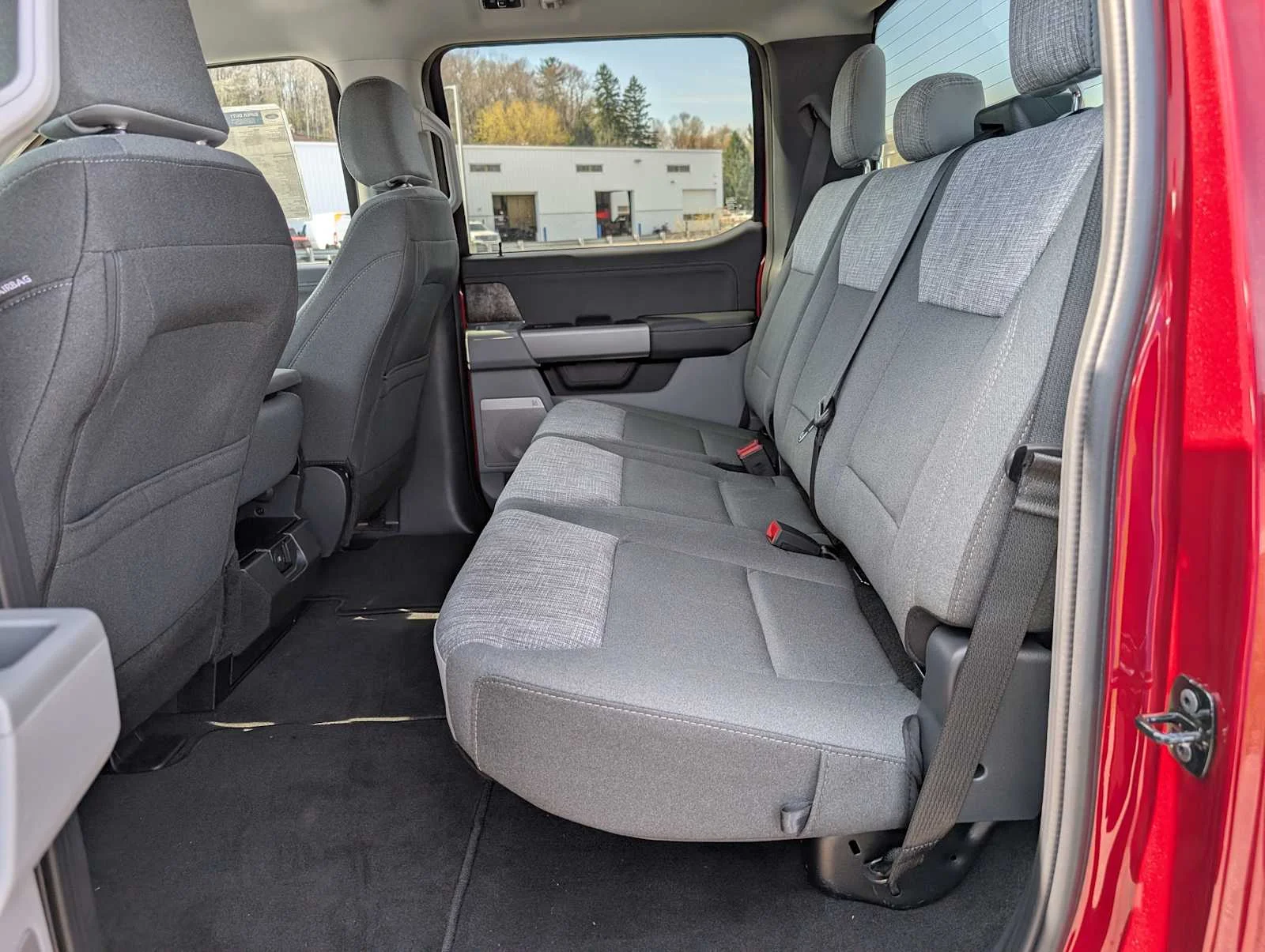New 2026 Ruby Red Metallic Tinted Clearcoat Ford F-250® XLT image 18