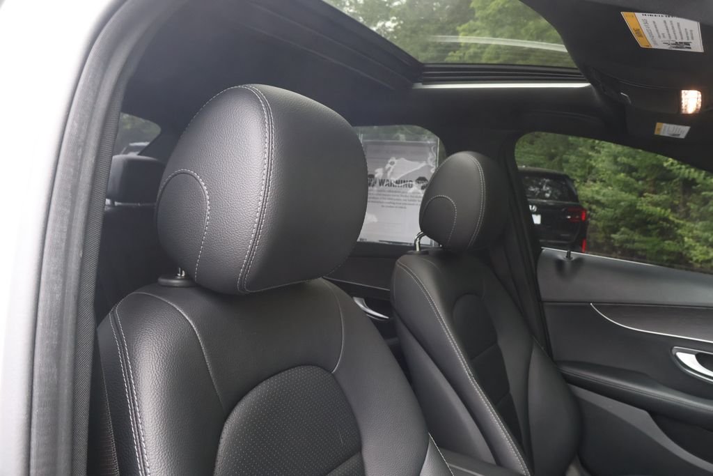Used 2020 White Mercedes-Benz 4MATIC® image 37