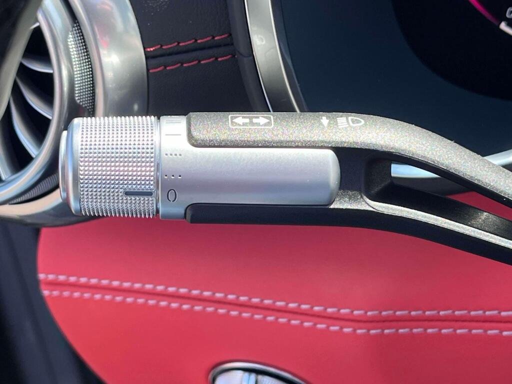 New 2026 MANUFAKTUR Alpine Grey Mercedes-Benz AMG® SL 55 image 38