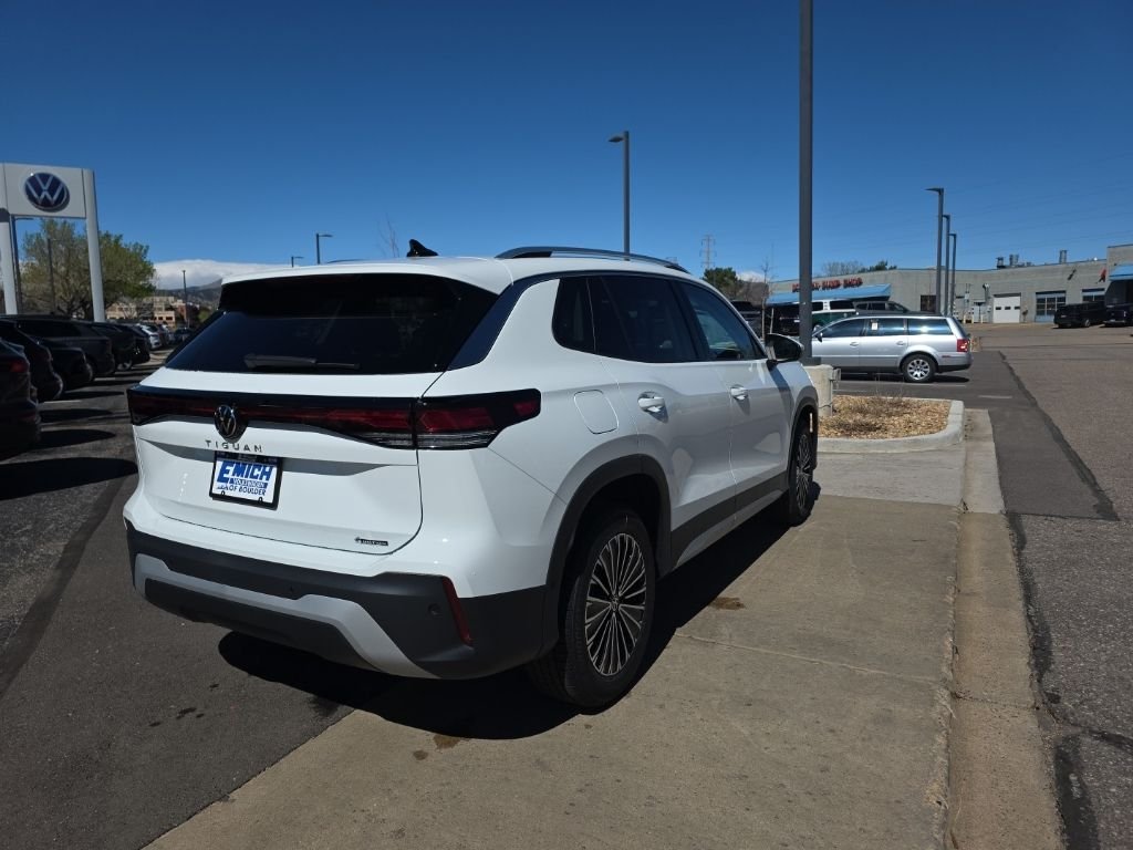New 2026 Pure White Volkswagen 2.0T S image 5