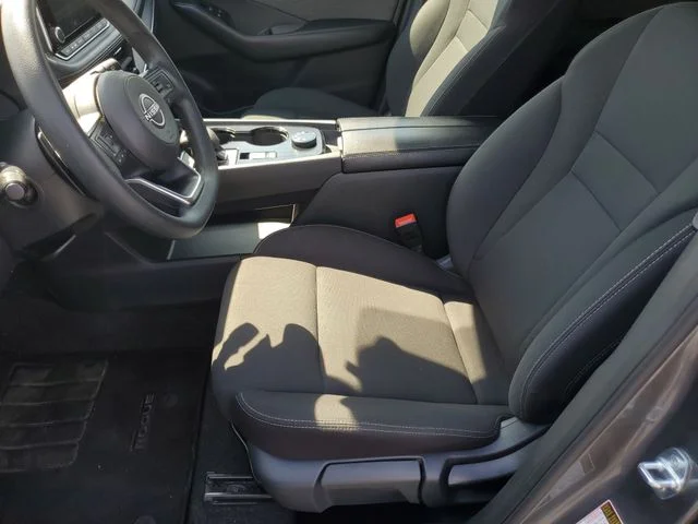 Used 2023 Gray Nissan S image 17
