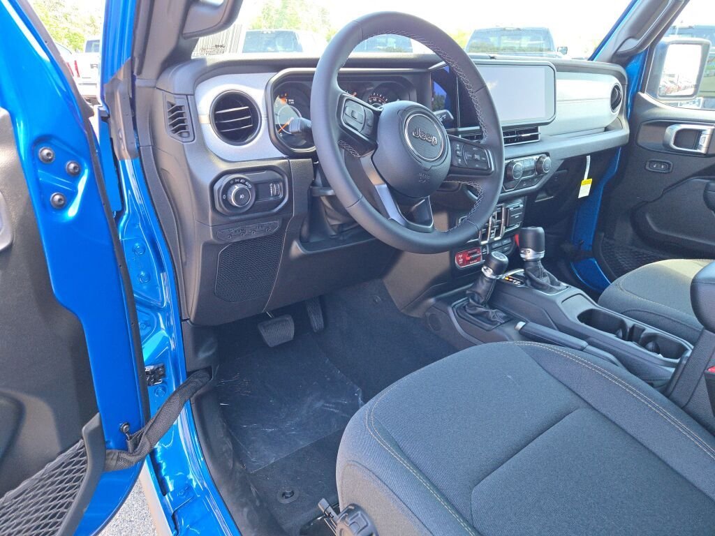 New 2026 Hydro Blue Pearl-Coat Exterior Paint Jeep Willys image 19