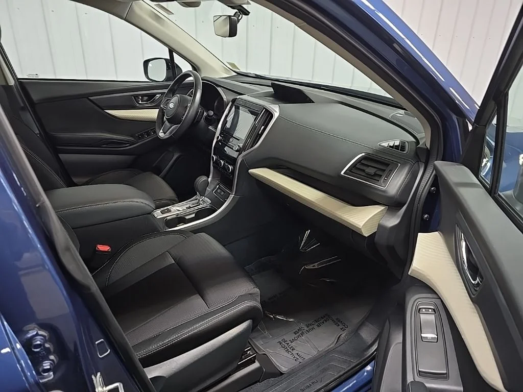 Used 2020 Blue Subaru Premium image 16