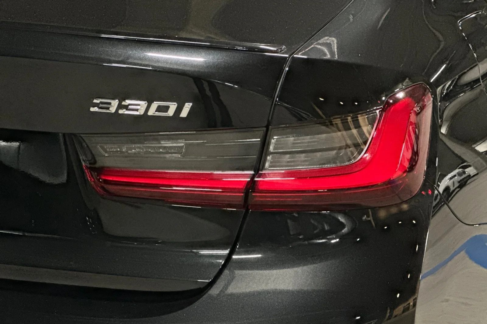 New 2026 Black Sapphire Metallic BMW 330i NA image 26