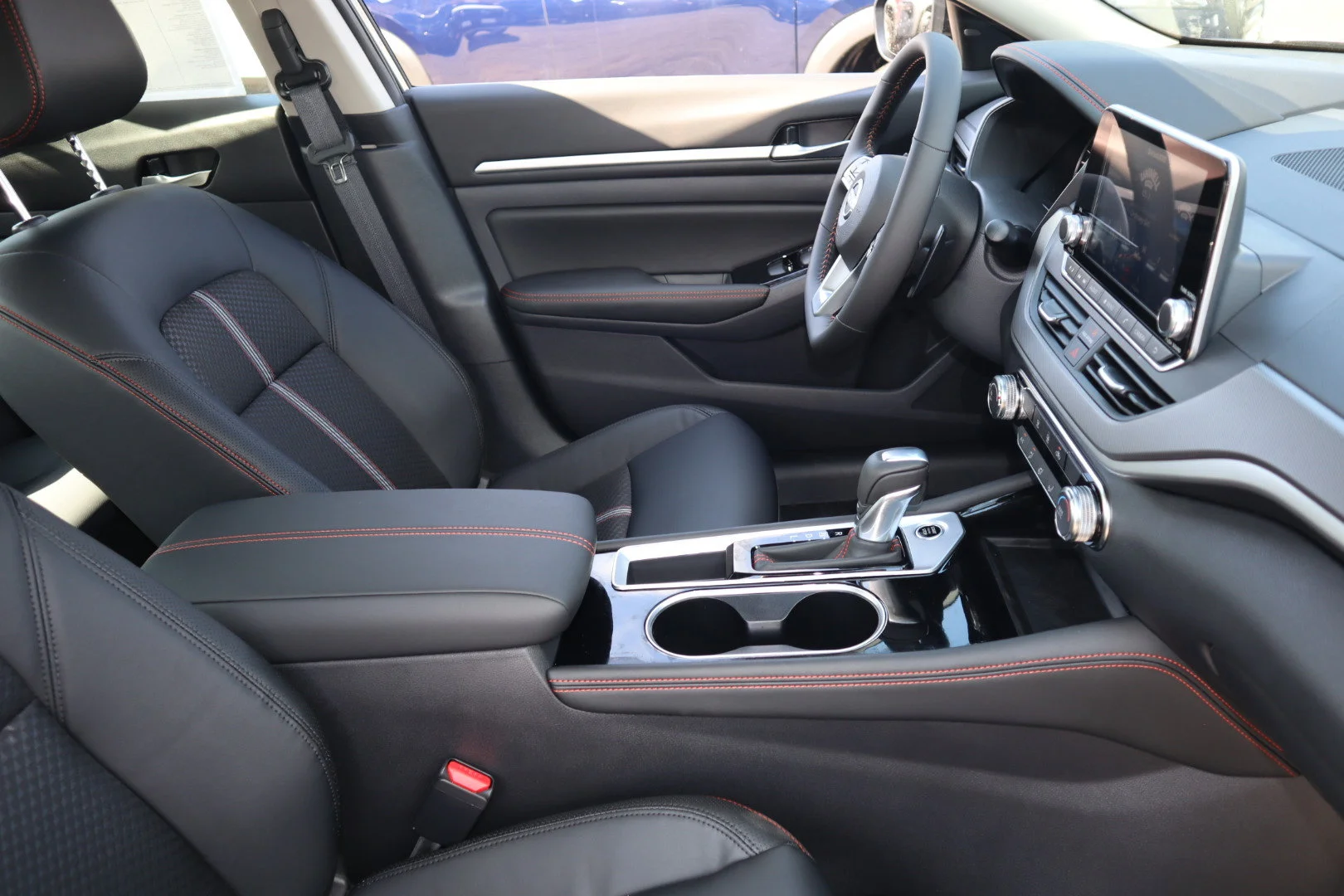New 2025 Super Black Nissan SR image 21