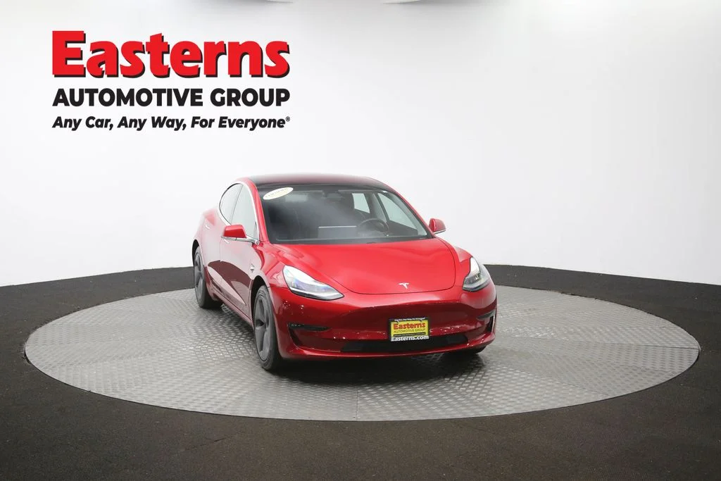Used 2018 Red Tesla Long Range image 45