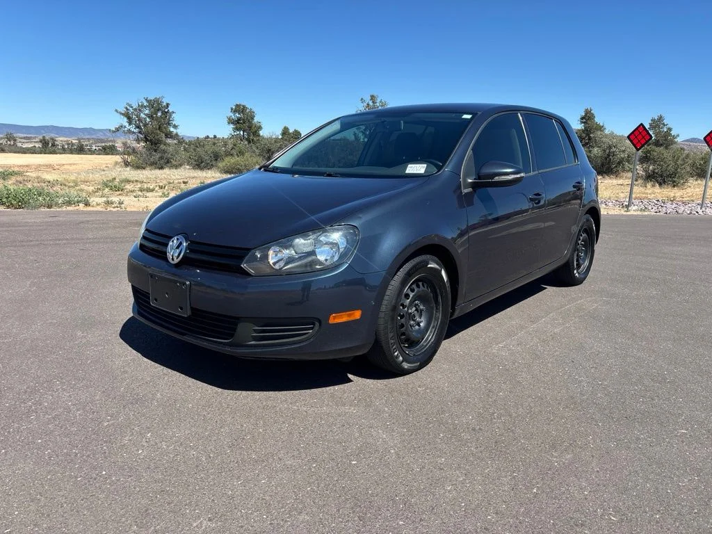 2013 Volkswagen Golf 2.5L 4-door Auto w/Convenience PZEV's photo