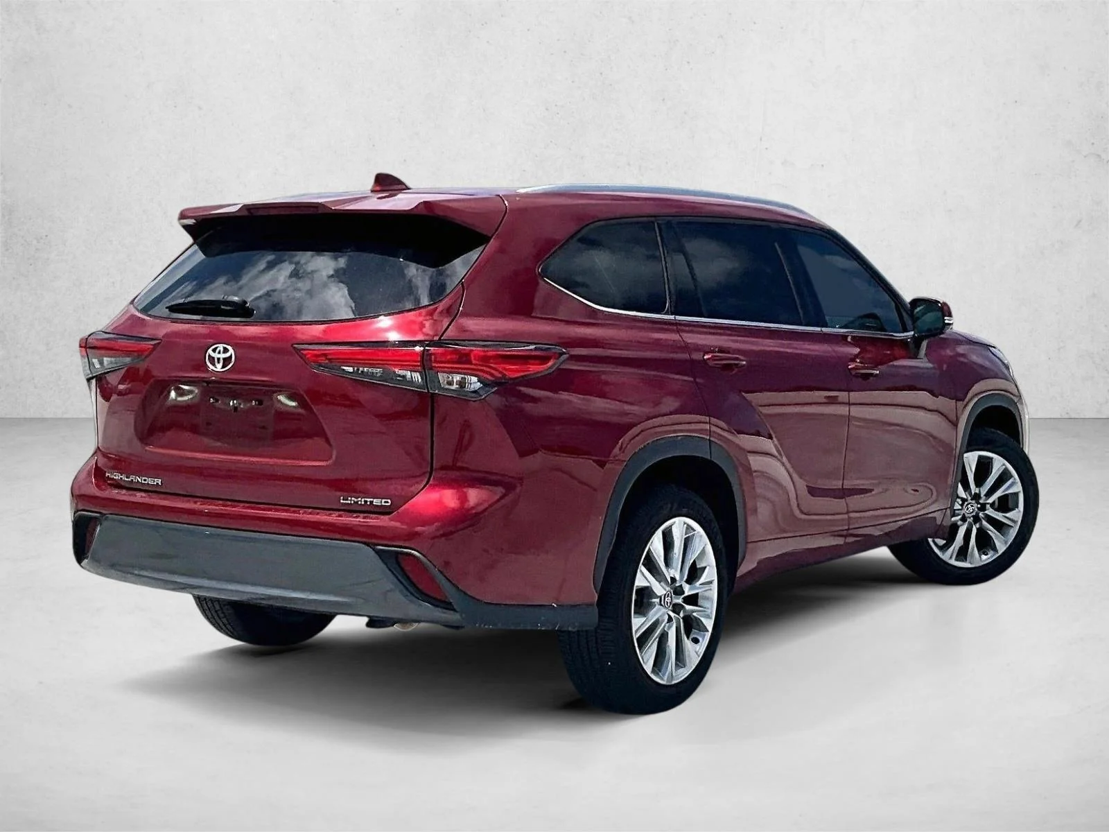 Pre-Owned 2020 Toyota Highlander Limited Sport Utility in West