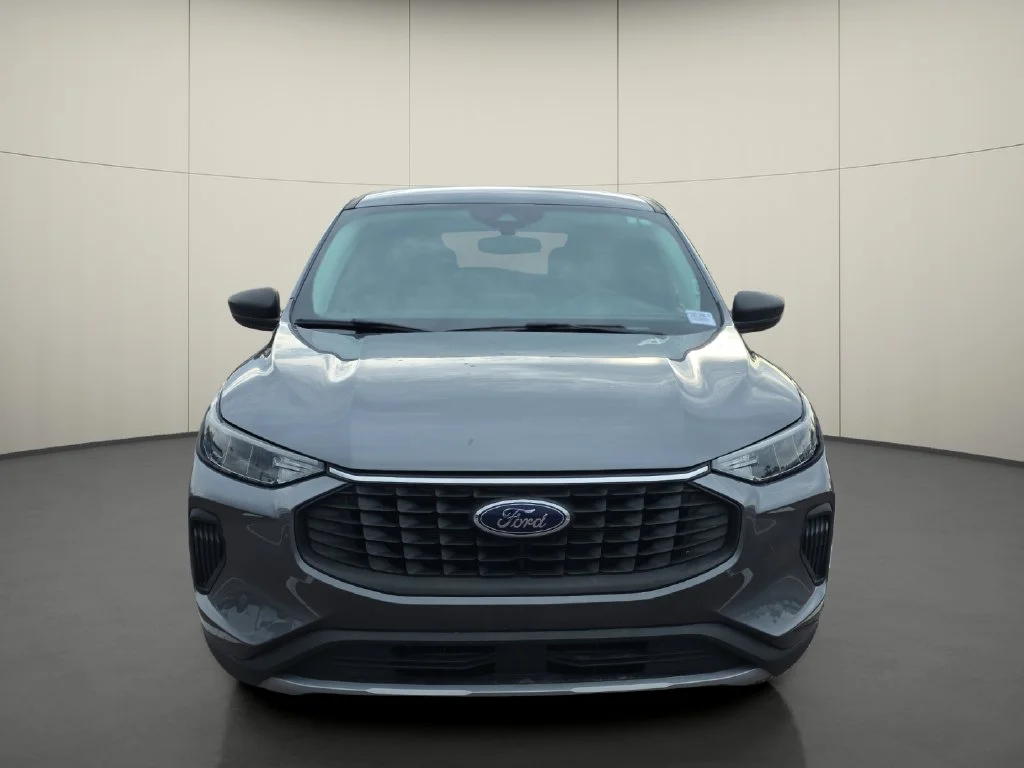 Used 2024 Gray Ford Active image 2