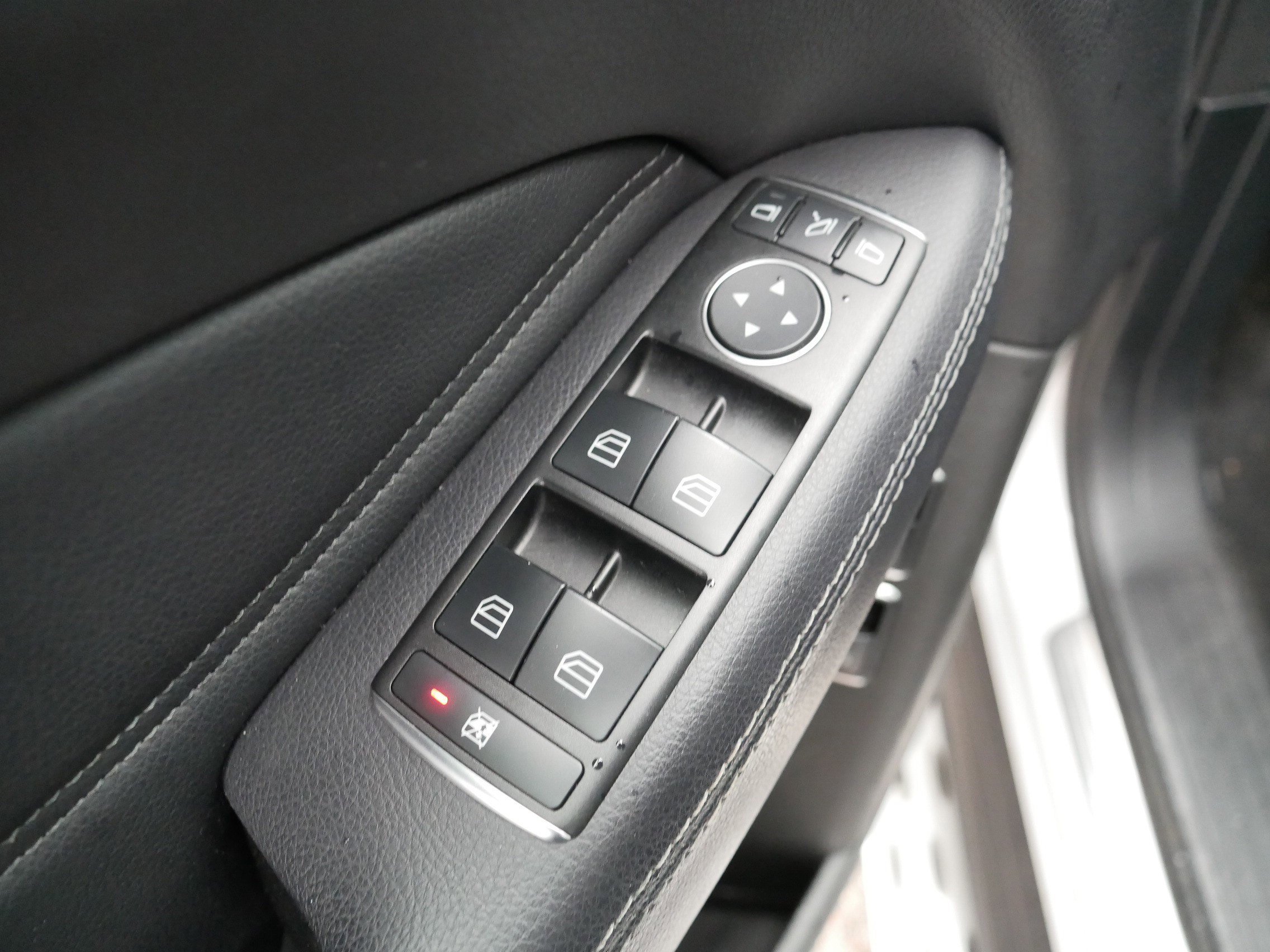 Used 2018 Silver Mercedes-Benz GLS 450 image 19