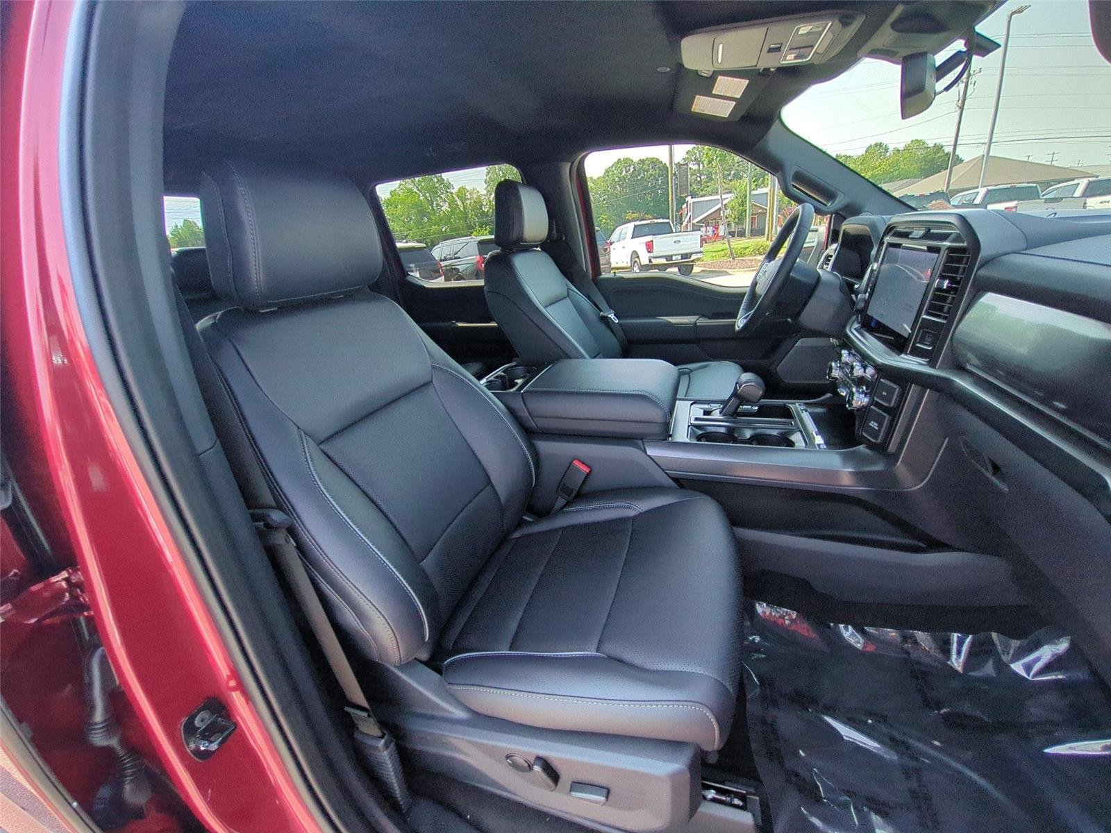 New 2026 Ruby Red Metallic Tinted Clearcoat Ford Lariat® image 38