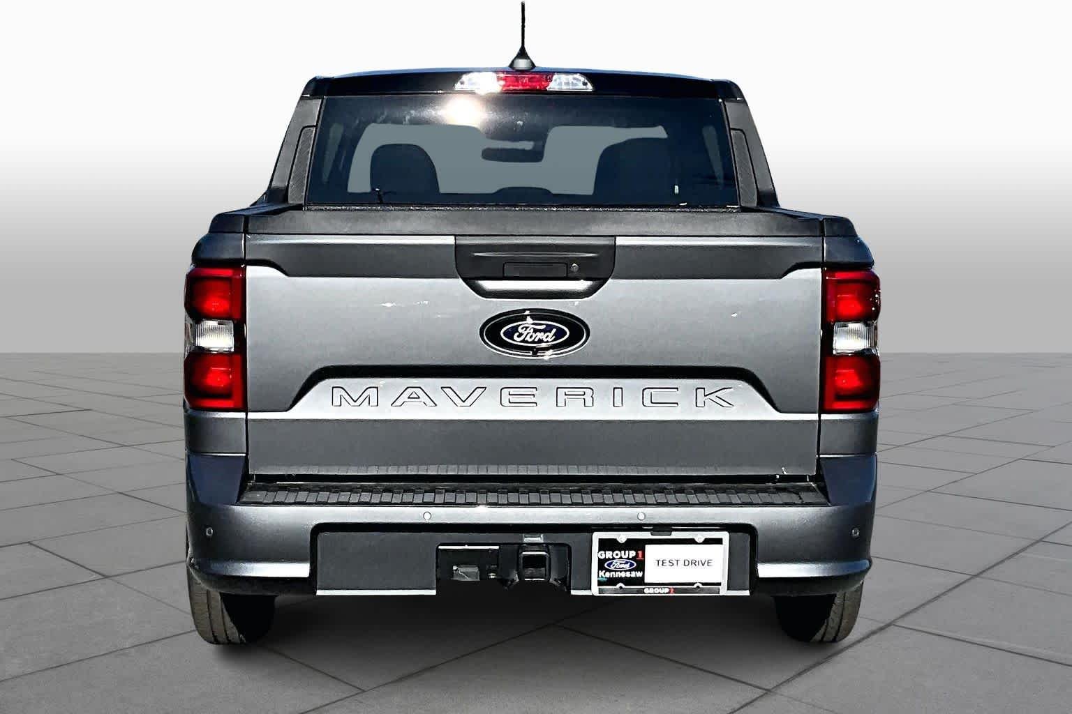 New 2026 Carbonized Gray Metallic Ford Lobo™ image 4