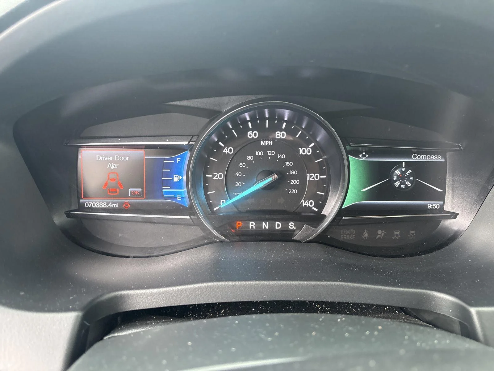 Used 2018 White Platinum Metallic Tri-Coat Ford XLT image 17