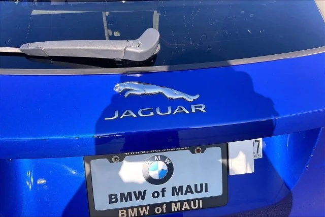 Used 2019 Blue Jaguar 25t Prestige image 25