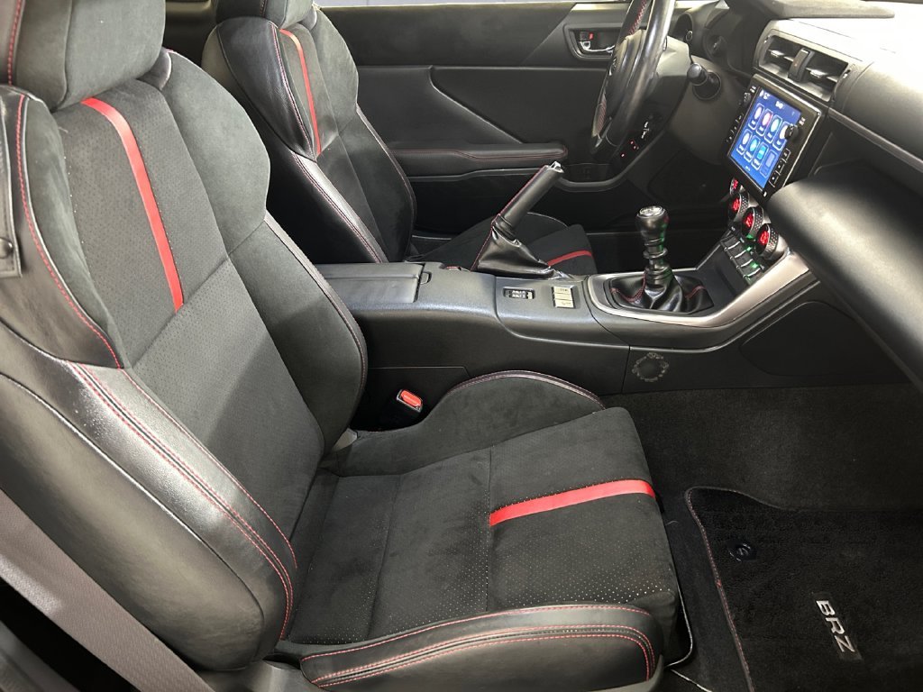Used 2023 Black Subaru Limited image 13