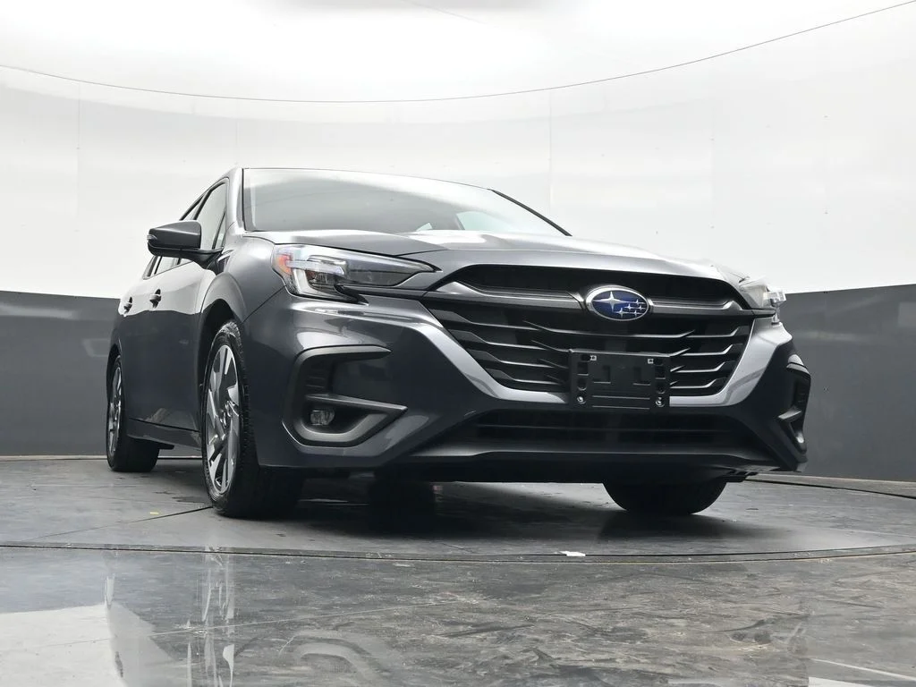 Used 2023 Gray Metallic Subaru Limited image 31