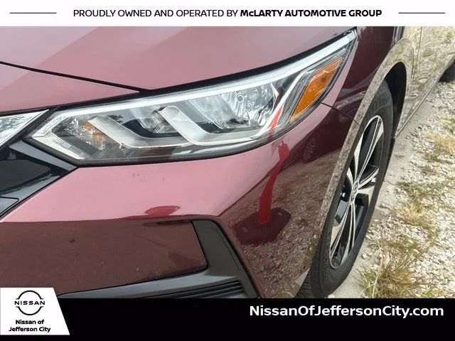Used 2020 Red Nissan SV image 12