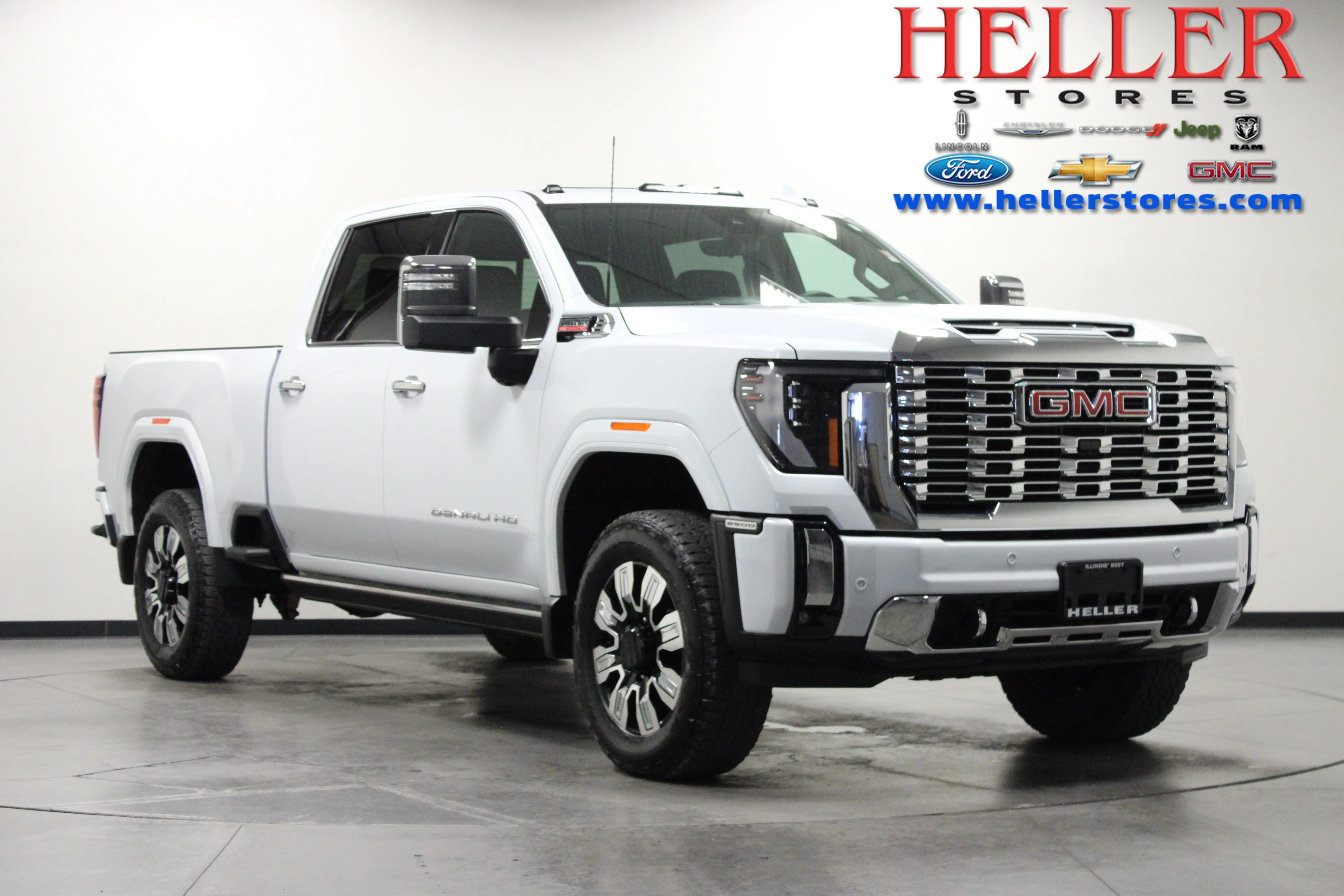 Used 2026 Glacier White Tricoat GMC Denali image 1