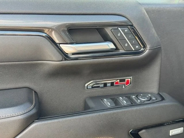 Used 2024 Onyx Black GMC AT4 image 13