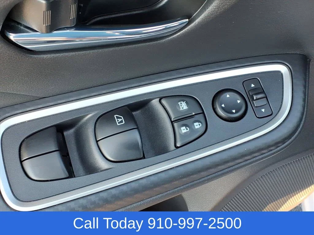 Used 2025 Gray Nissan 1.6 SR image 13
