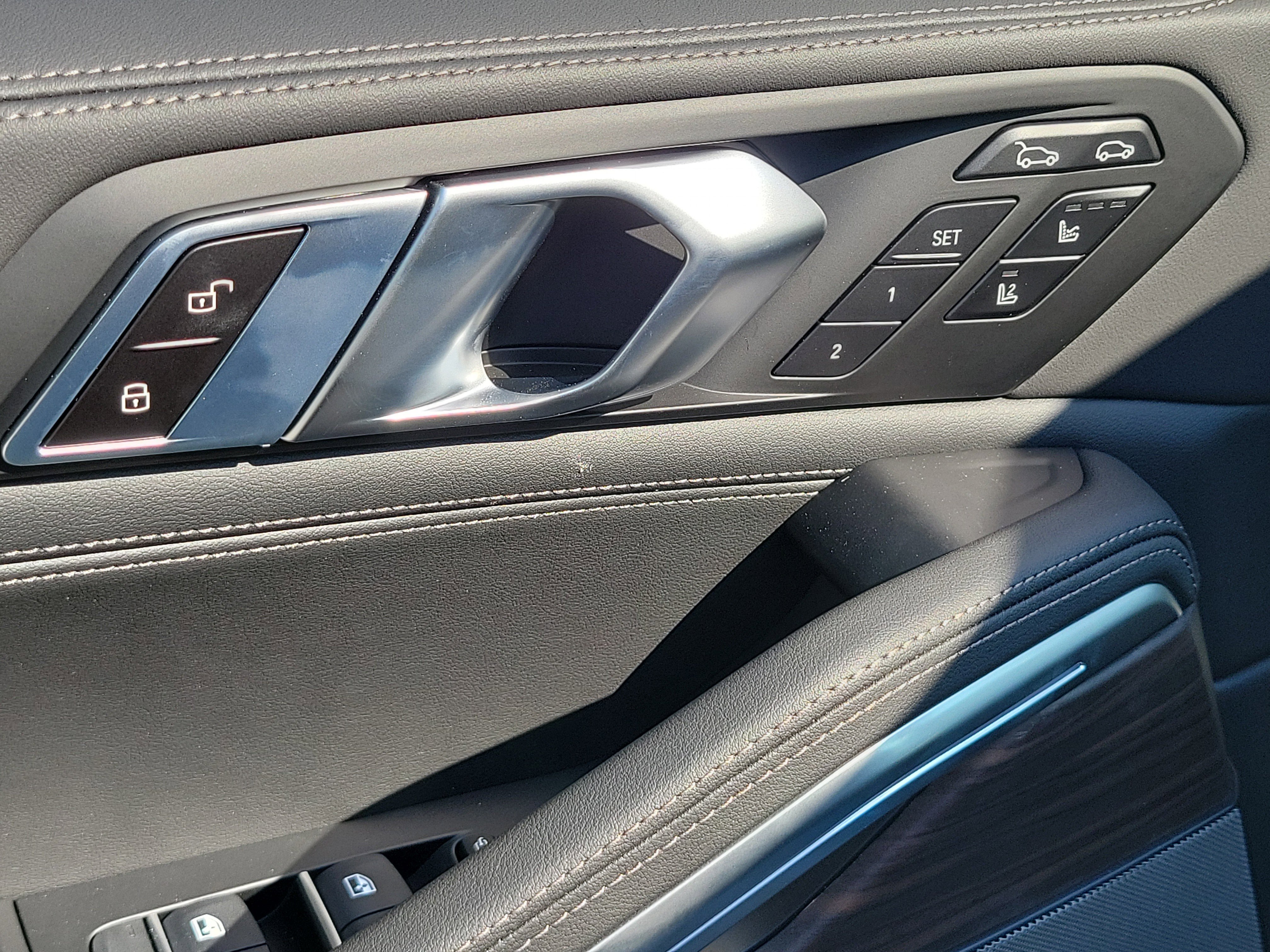New 2026 Brooklyn Grey Metallic BMW xDrive40i image 21
