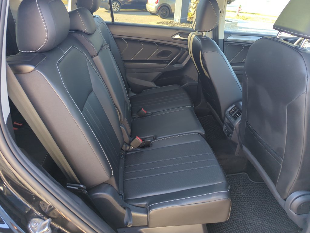 Certified Used 2023 Black Volkswagen 2.0T SE image 31