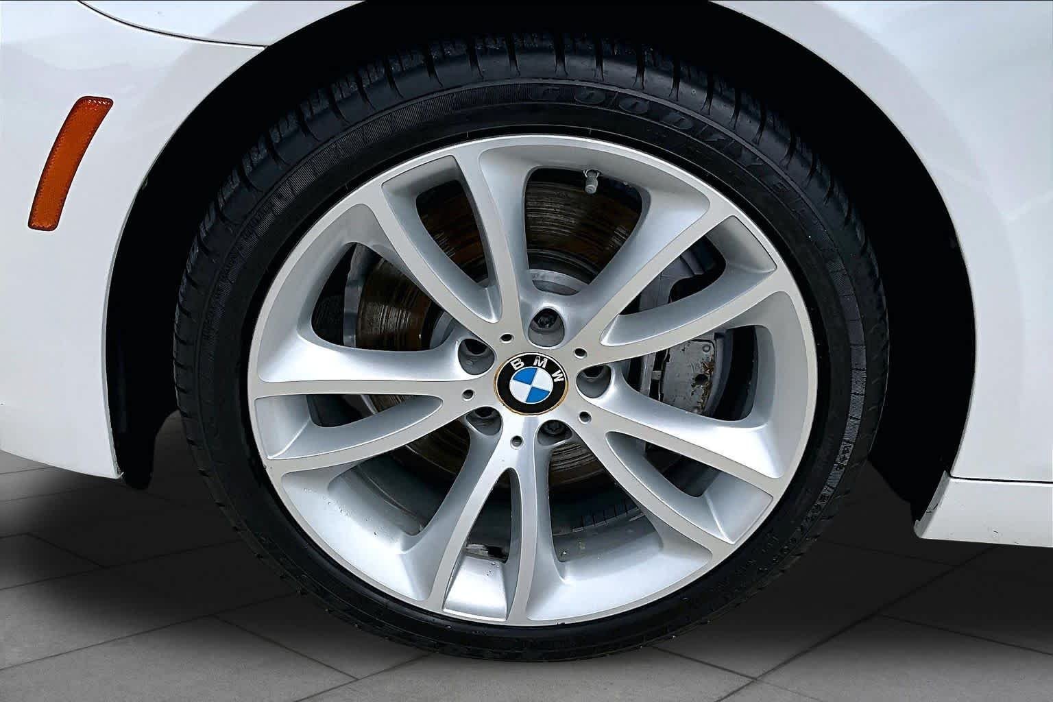 Used 2016 Mineral White Metallic BMW 535i image 10