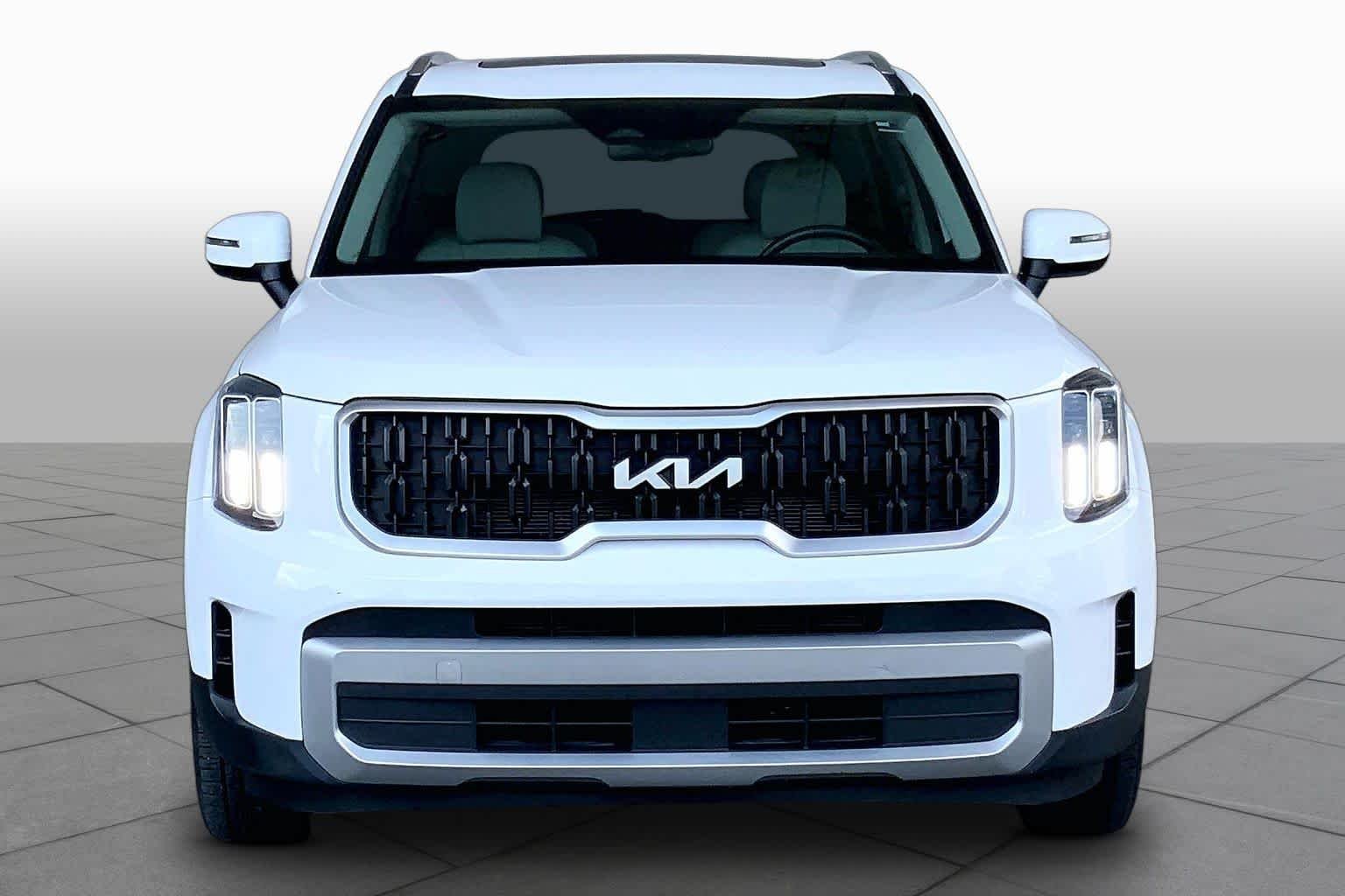 Pre-Owned 2023 Kia Telluride EX
