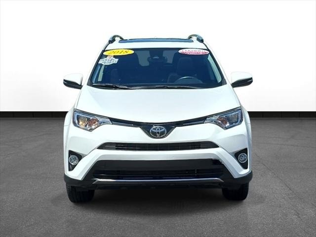 Certified Used 2018 ICE CAP Toyota XLE image 2