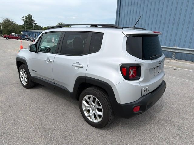 Used 2017 Jeep Renegade Latitude with VIN ZACCJBBB2HPF41030 for sale in Des Moines, IA