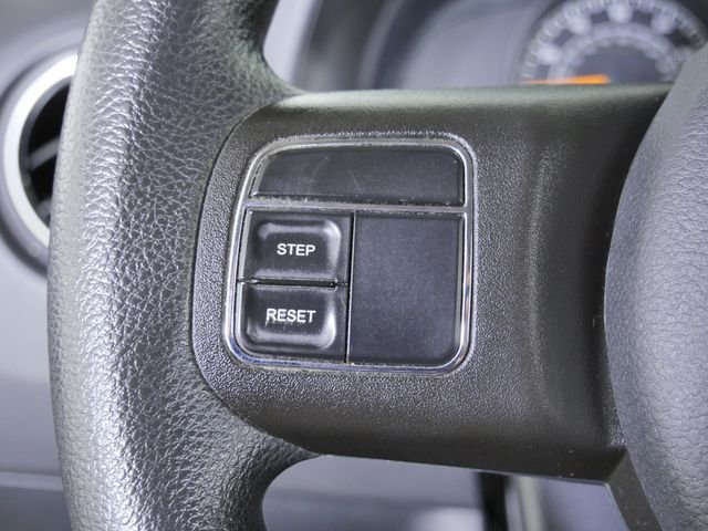 Used 2015 Gray Jeep Altitude image 23