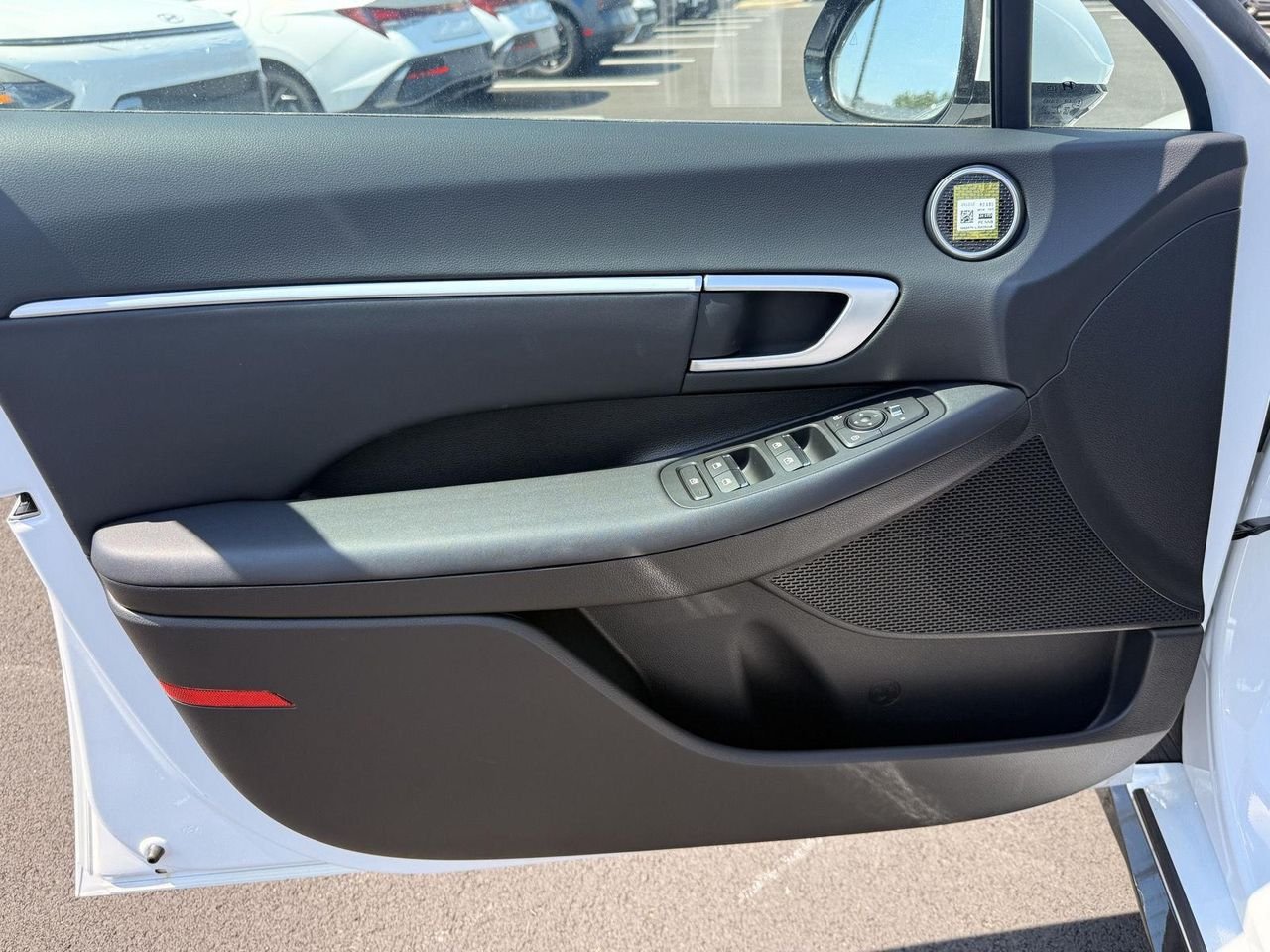 2026 Hyundai Sonata SEL - Photo 10
